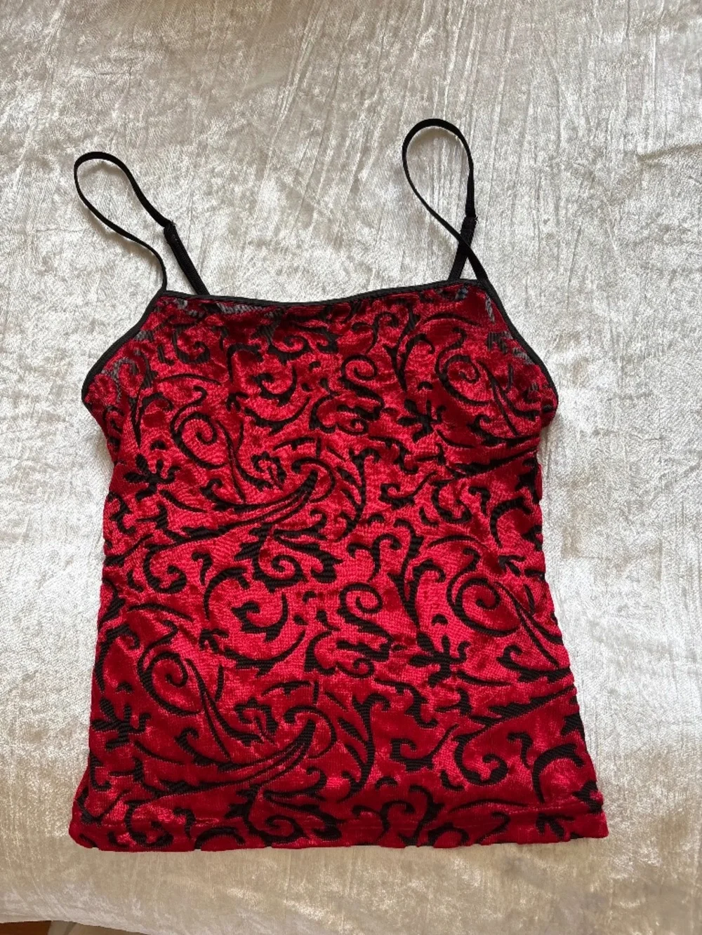 Raven Gothic Red Medusa Velvet Cami Top - Size S - Vintage Goth Y2K - Picture 1 of 3